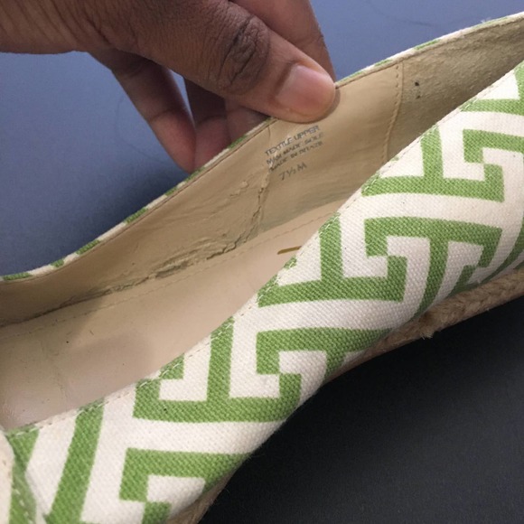 Rowen Women's Greek Key Pointed Toe Espadrilles Flats Size 8M Green/Cream - Picture 10 of 13